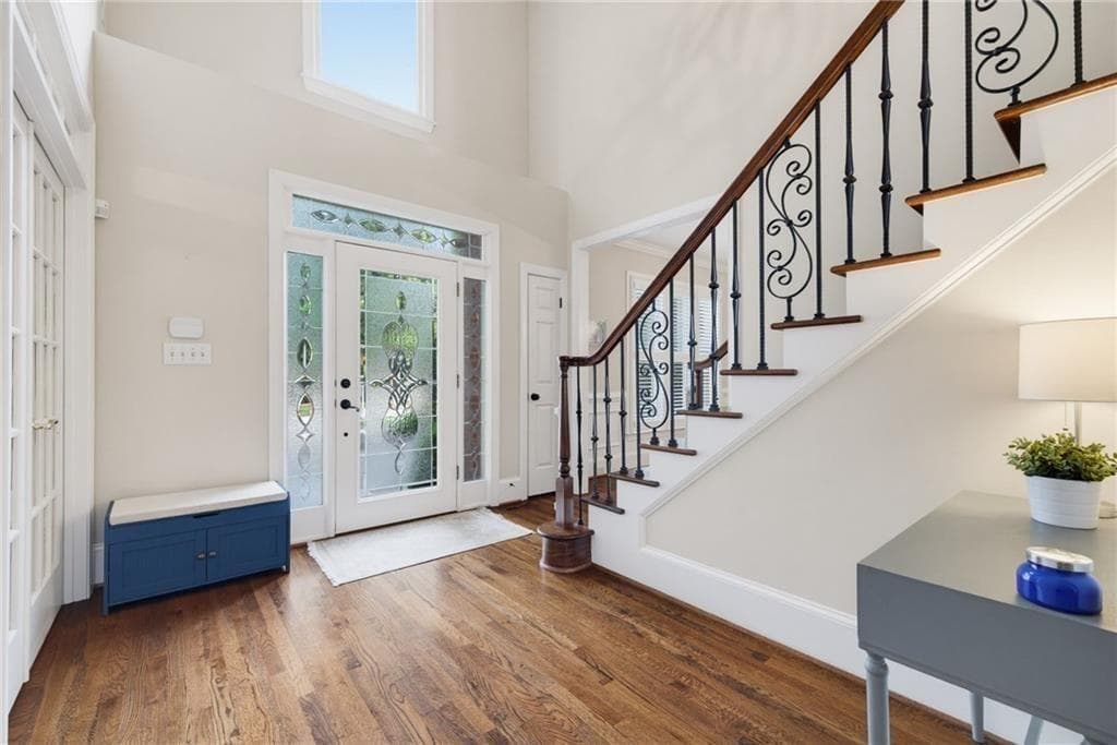 6 bedroom, 5 bathroom, 6,283 sq ft single family residence under contract at 5190 Wild Ginger Cove, Peachtree Corners, GA 30092 — photo 3