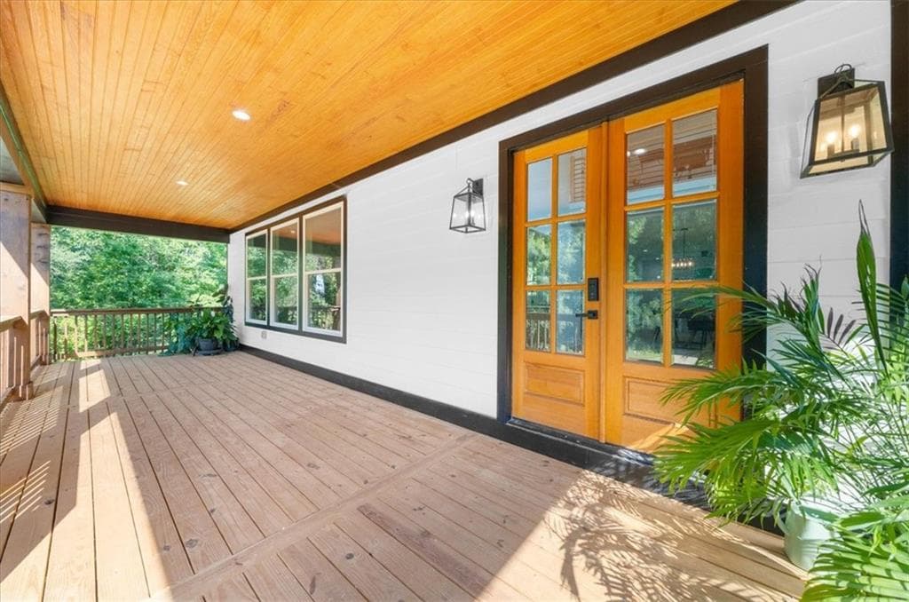 4 bedroom, 4 bathroom, 4,913 sq ft single family residence for sale at 170 Lakeview Lane, Fayetteville, GA 30214 — photo 4