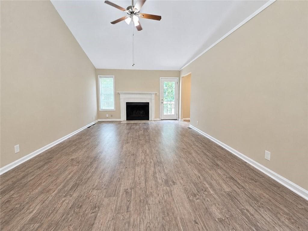4 bedroom, 3 bathroom, 2,325 sq ft single family residence under contract at 2095 Oakpointe Court, Buford, GA 30519 — photo 3