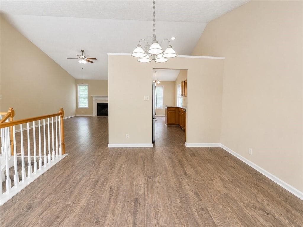 4 bedroom, 3 bathroom, 2,325 sq ft single family residence under contract at 2095 Oakpointe Court, Buford, GA 30519 — photo 5