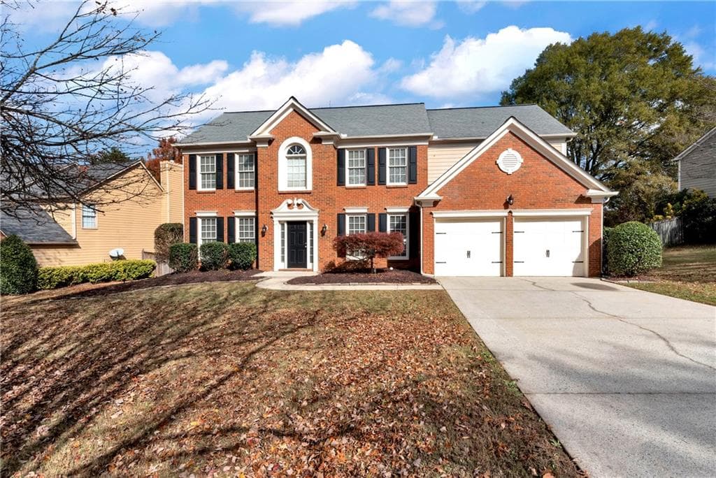 4 bedroom, 3 bathroom, 2,730 sq ft single family residence for sale at 7530 Newstead Drive, Cumming, GA 30041 — photo 3