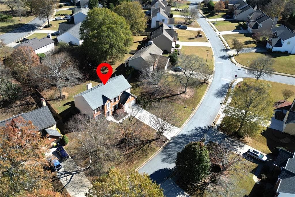 4 bedroom, 3 bathroom, 2,730 sq ft single family residence for sale at 7530 Newstead Drive, Cumming, GA 30041 — photo 5