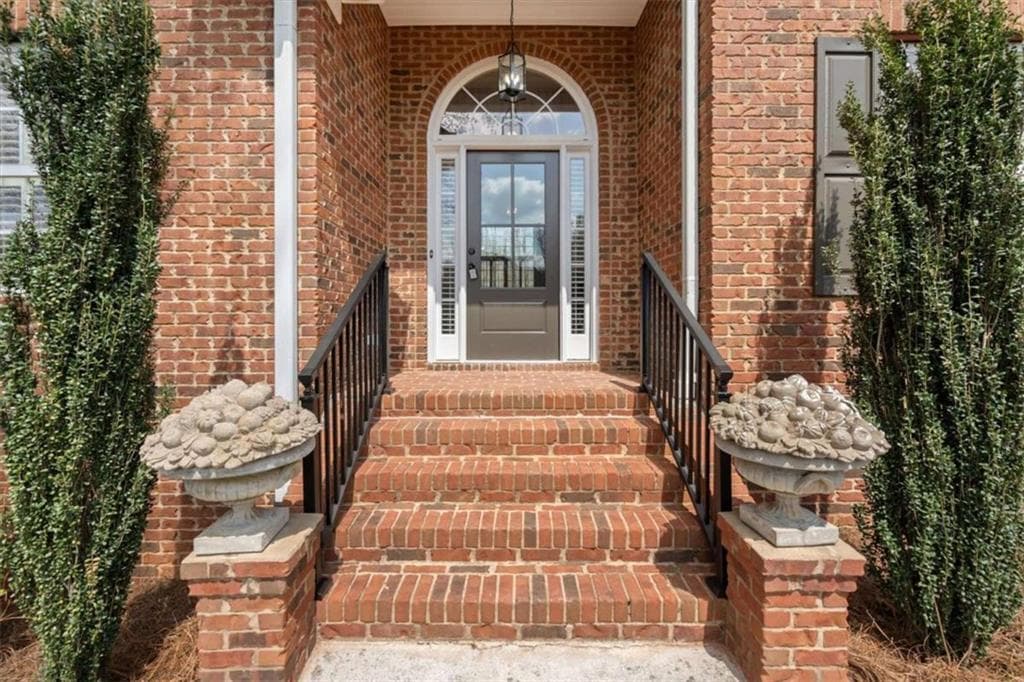 5 bedroom, 4 bathroom, 3,000 sq ft single family residence for sale at 304 Pinehurst Way, Carrollton, GA 30116 — photo 3