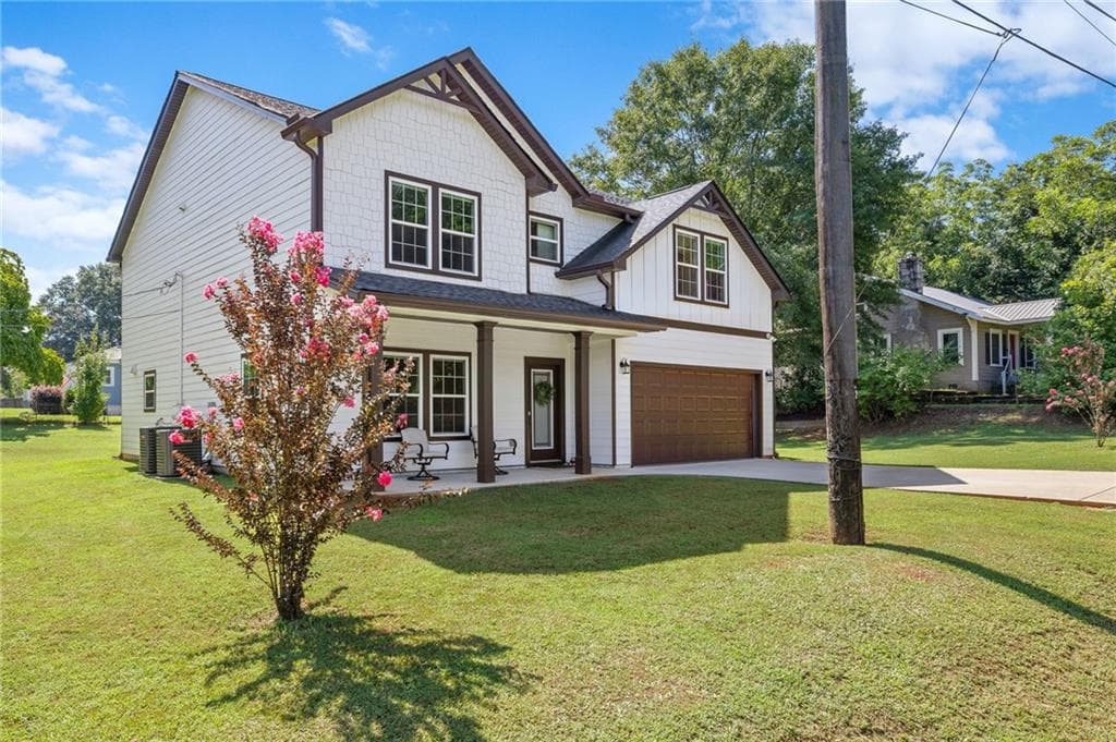 5 bedroom, 3 bathroom, 2,731 sq ft single family residence for sale at 142 Brookwood Avenue, Commerce, GA 30529 — photo 4
