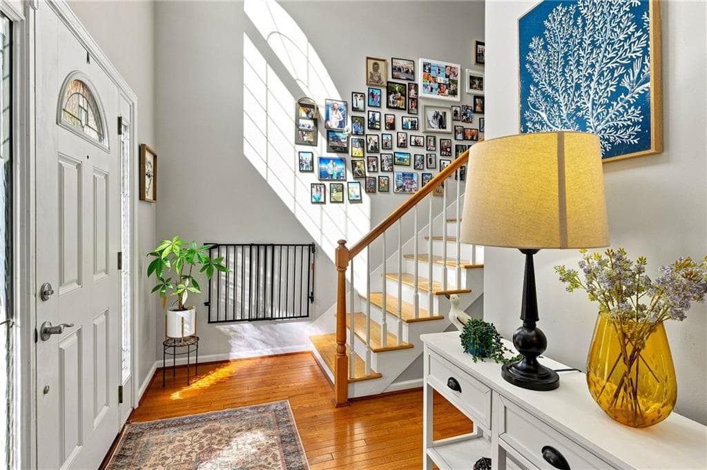 5 bedroom, 4 bathroom, 3,592 sq ft single family residence for sale at 5863 Bay View Drive, Buford, GA 30518 — photo 7