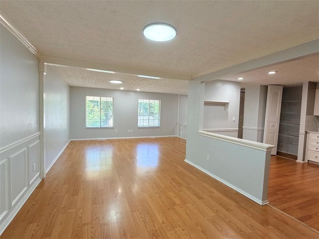 4 bedroom, 3 bathroom, 1,999 sq ft single family residence for rent at 4421 Hopkins Lake Drive, Duluth, GA 30096 for $2,350 a month — photo 4