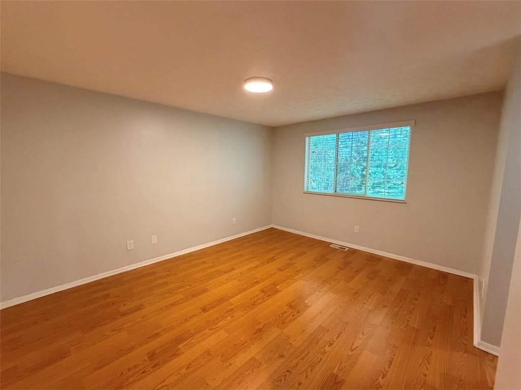 4 bedroom, 3 bathroom, 1,999 sq ft single family residence for rent at 4421 Hopkins Lake Drive, Duluth, GA 30096 for $2,350 a month — photo 10