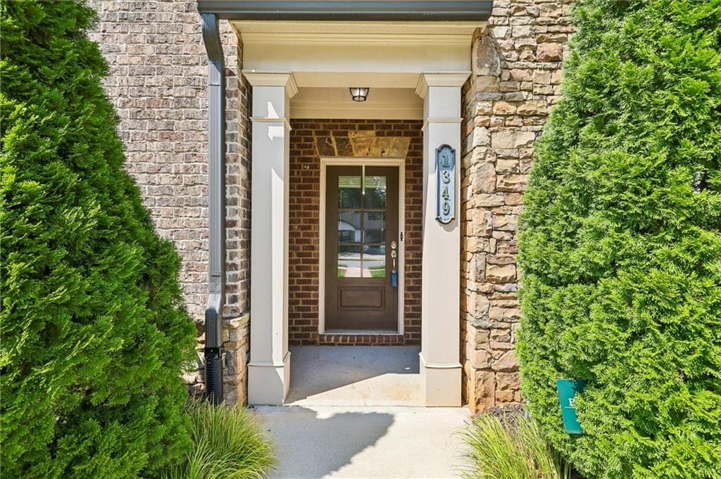 3 bedroom, 4 bathroom, 2,296 sq ft townhouse for sale at 1349 Hawthorne Avenue, Smyrna, GA 30080