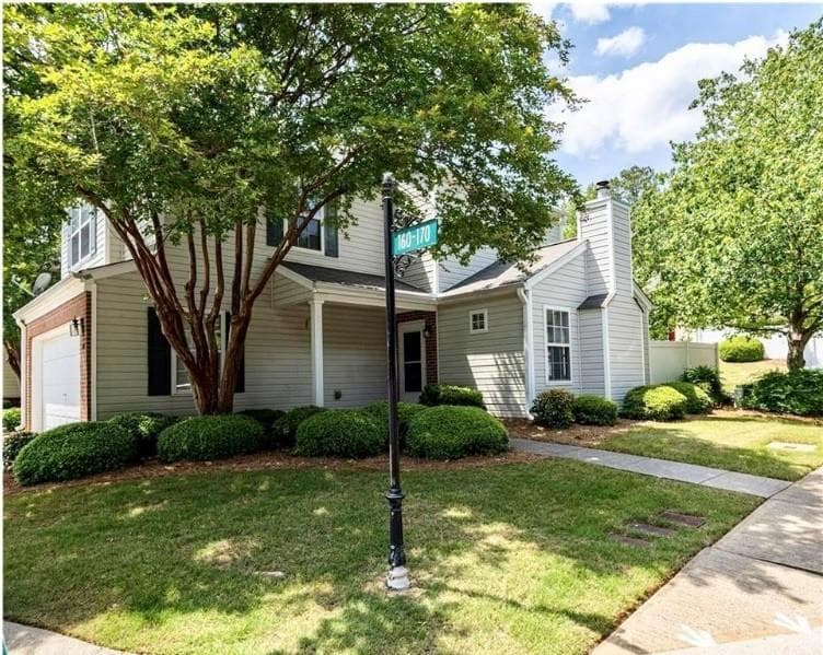 3 bedroom, 3 bathroom, 1,232 sq ft single family residence under contract at 170 Windcroft Court, Acworth, GA 30101 — photo 2