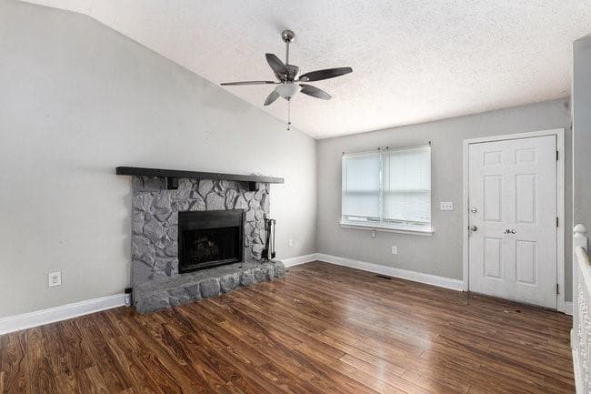 3 bedroom, 2 bathroom, 2,008 sq ft single family residence for sale at 8955 Ochil Lane, Winston, GA 30187 — photo 8