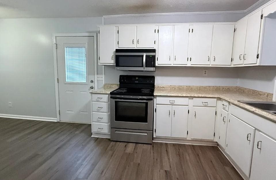 3 bedroom, 1 bathroom, 814 sq ft single family residence for rent at 205 Harper Street, Villa Rica, GA 30180 for $1,595 a month — photo 3