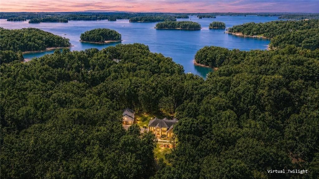 7 bedroom, 7 bathroom, 6,515 sq ft single family residence for sale at 7488 Shadburn Ferry Road, Cumming, GA 30041 — photo 3