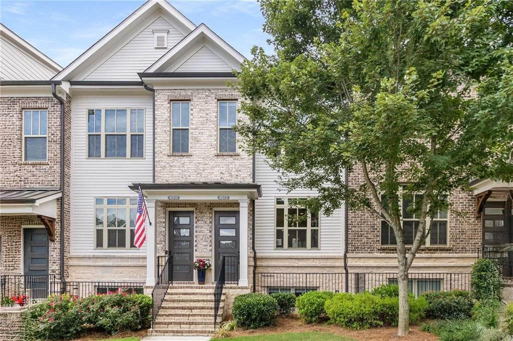 2 bedroom, 4 bathroom, 1,801 sq ft townhouse for rent at 4312 Parkside Place, Atlanta, GA 30342 for $3,950 a month — photo 1 of 28