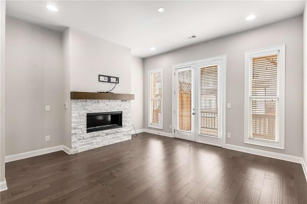 2 bedroom, 4 bathroom, 1,801 sq ft townhouse for rent at 4312 Parkside Place, Atlanta, GA 30342 for $3,950 a month — photo 10