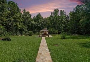 6 bedroom, 5 bathroom, 6,790 sq ft single family residence for sale at 442 Heritage Lake Drive, Griffin, GA 30224 — photo 7