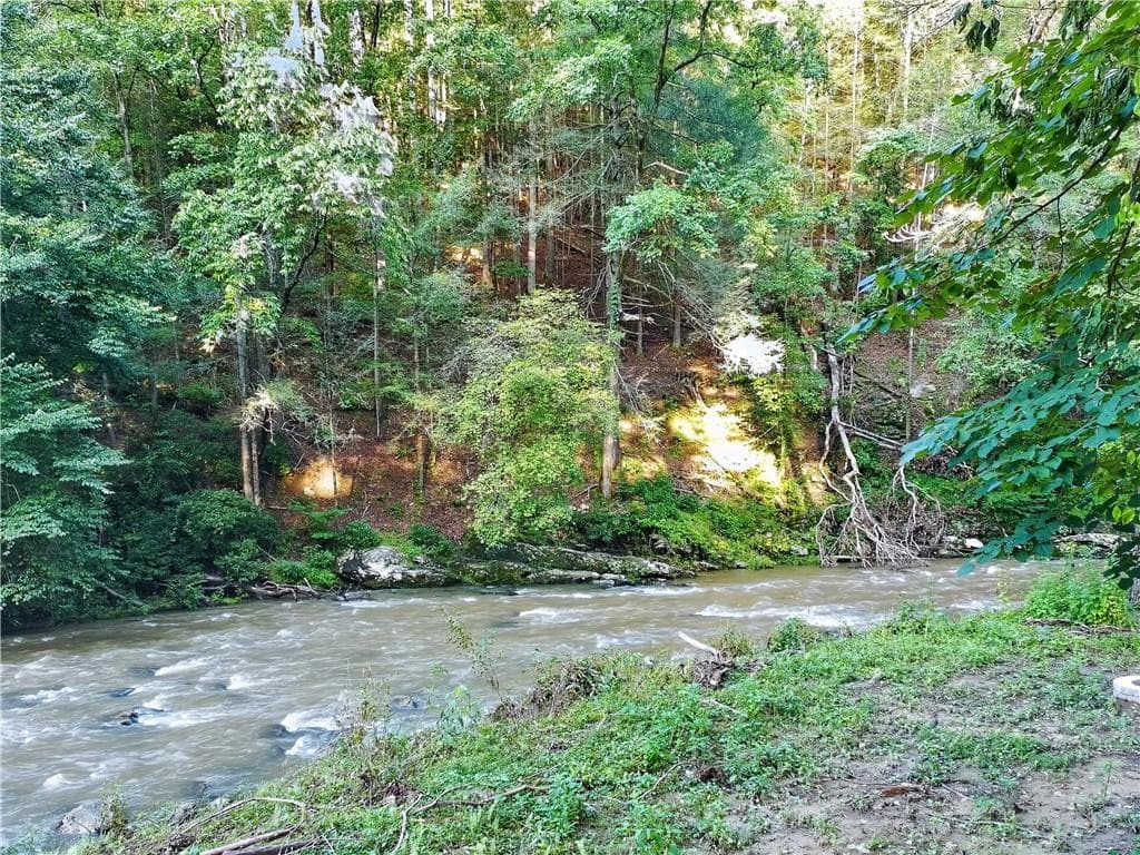 5 bedroom, 4 bathroom, 3,151 sq ft single family residence for sale at 643 Woodstone Trail, Ellijay, GA 30540 — photo 5