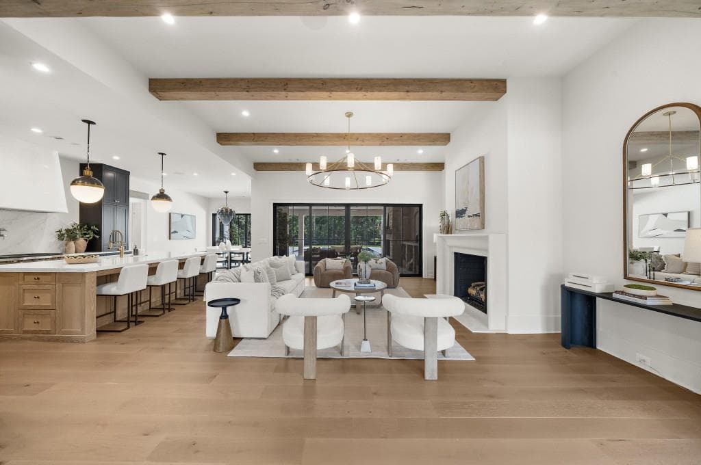 6 bedroom, 8 bathroom, 7,500 sq ft single family residence under contract at 113 Hickory Flat Rd, Alpharetta, GA 30004 — photo 7