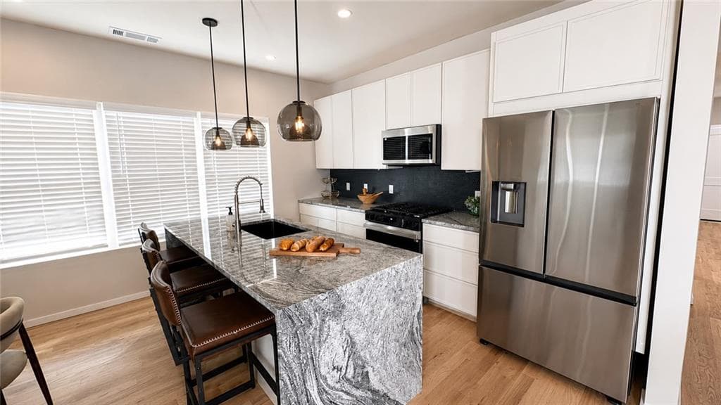 5 bedroom, 6 bathroom, 3,000 sq ft single family residence for sale at 445 Sunset Avenue, Atlanta, GA 30318 — photo 4