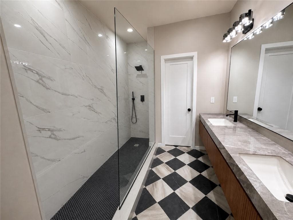 5 bedroom, 6 bathroom, 3,000 sq ft single family residence for sale at 445 Sunset Avenue, Atlanta, GA 30318 — photo 7