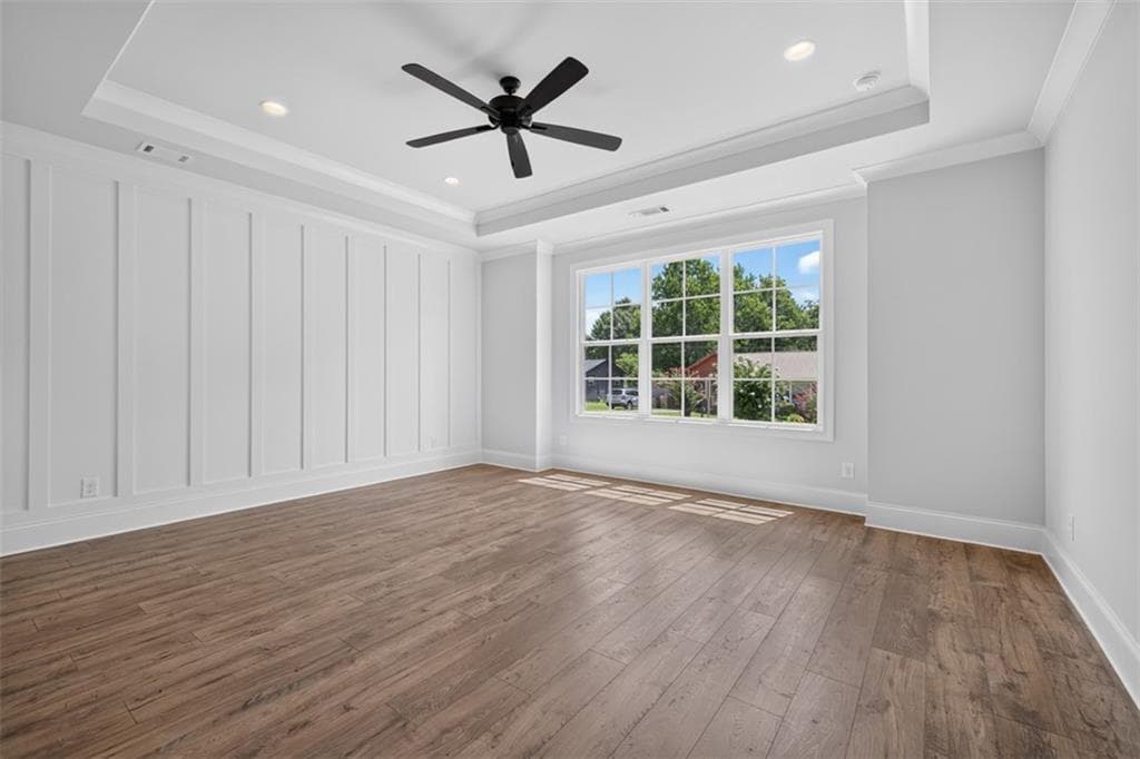 4 bedroom, 4 bathroom, 3,112 sq ft single family residence for sale at 5816 Mitchell Street, Flowery Branch, GA 30542 — photo 7