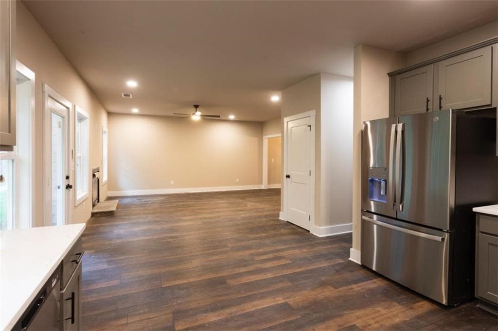 4 bedroom, 3 bathroom, 2,205 sq ft single family residence for sale at 3705 Stone Lea Drive, Oxford, GA 30054 — photo 8