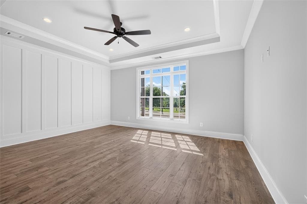 4 bedroom, 4 bathroom, 3,112 sq ft single family residence for sale at 5808 Mitchell Street, Flowery Branch, GA 30542 — photo 6