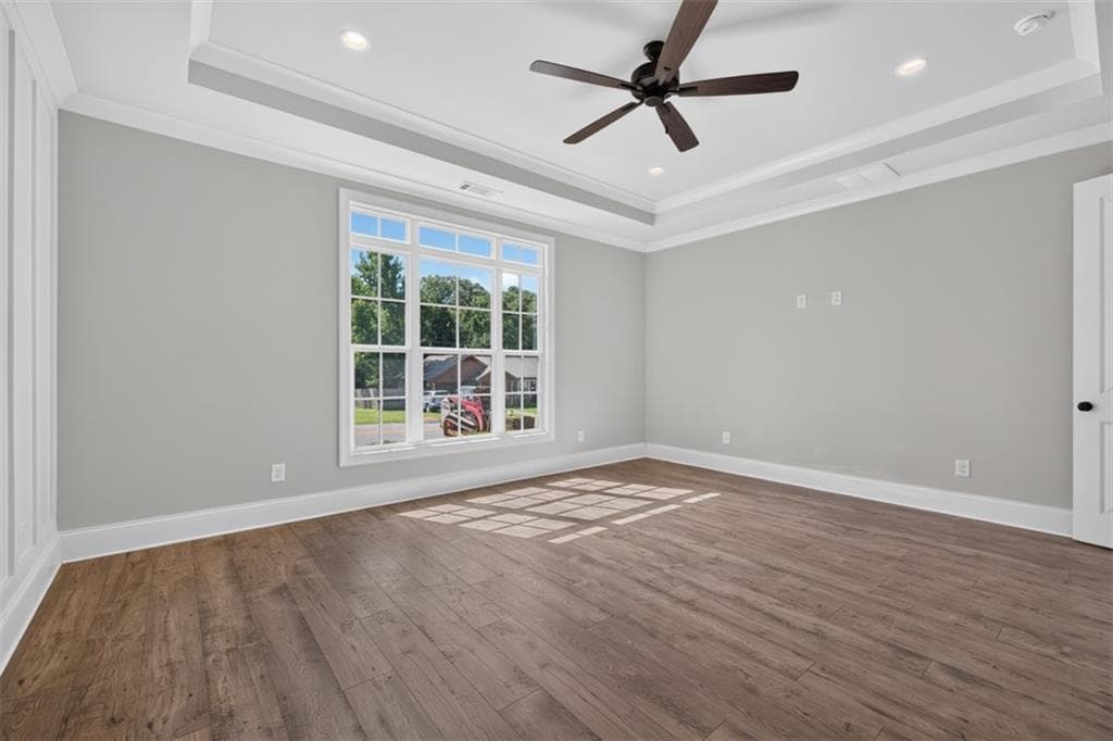4 bedroom, 4 bathroom, 3,112 sq ft single family residence for sale at 5808 Mitchell Street, Flowery Branch, GA 30542 — photo 9
