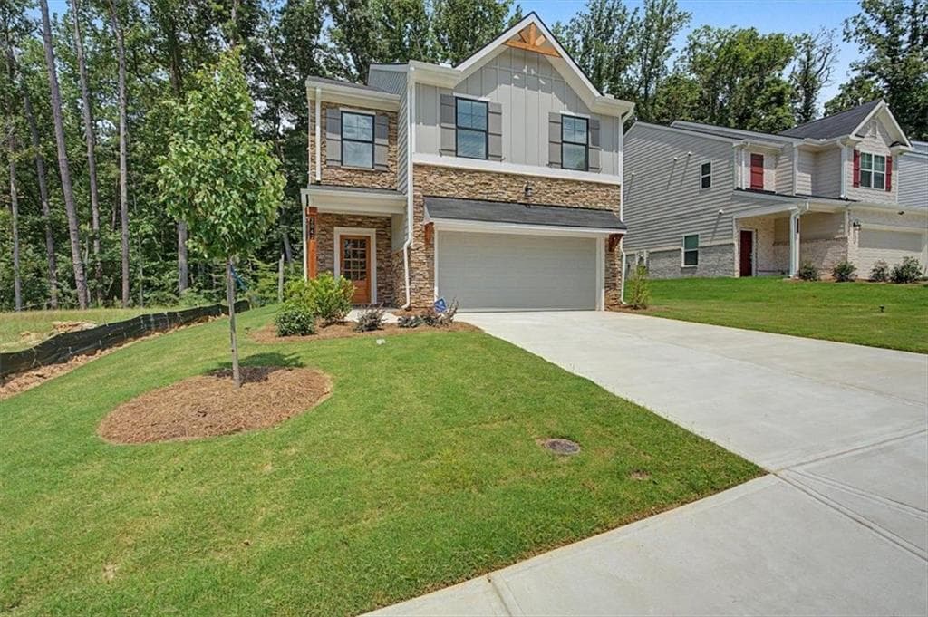 4 bedroom, 3 bathroom, 1,912 sq ft single family residence for sale at 2042 Linda Drive, Mableton, GA 30126 — photo 4