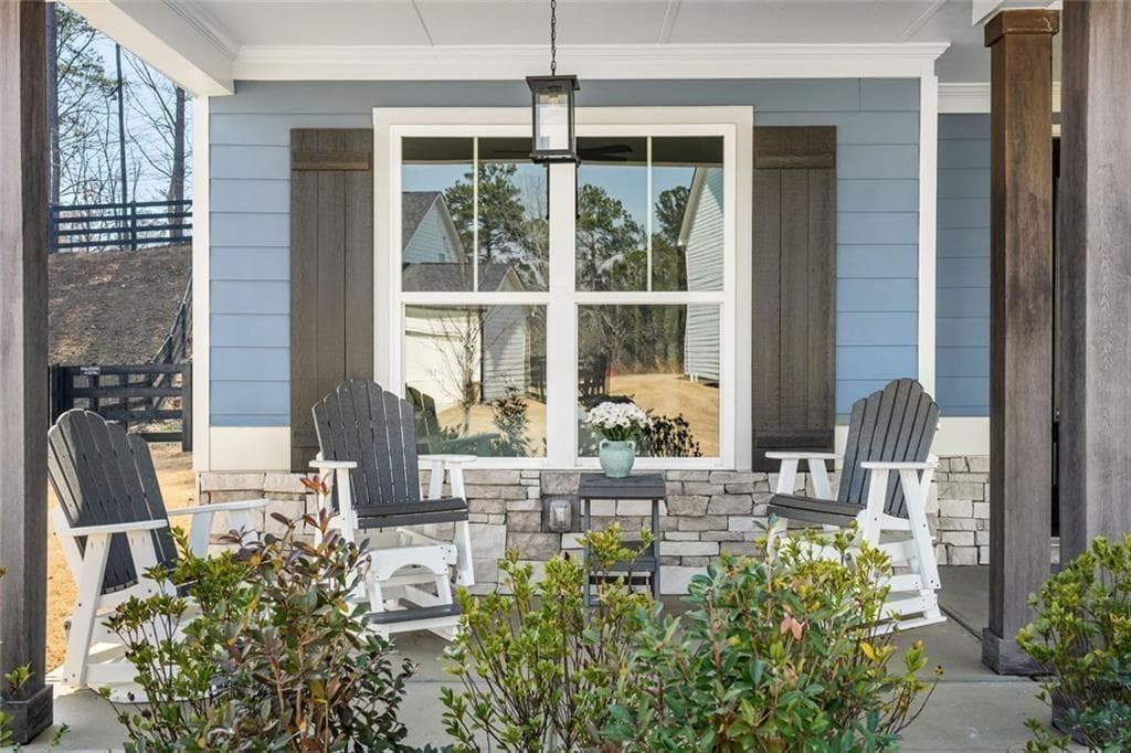 6 bedroom, 5 bathroom, 3,638 sq ft single family residence for sale at 233 Mountain Ashe Lane, Dallas, GA 30132 — photo 2