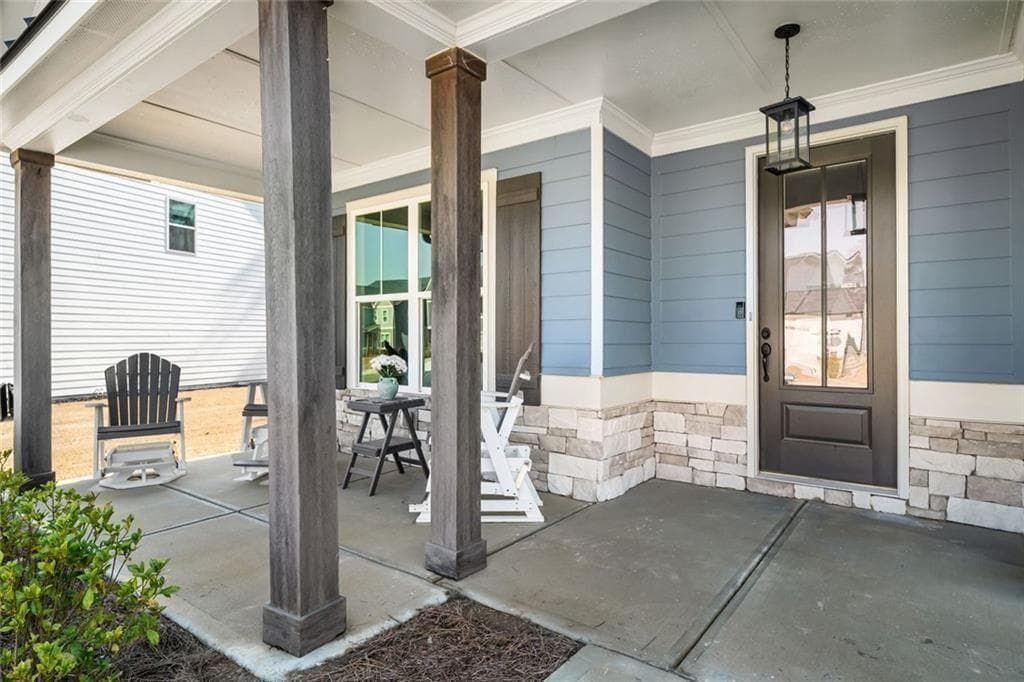 6 bedroom, 5 bathroom, 3,638 sq ft single family residence for sale at 233 Mountain Ashe Lane, Dallas, GA 30132 — photo 3