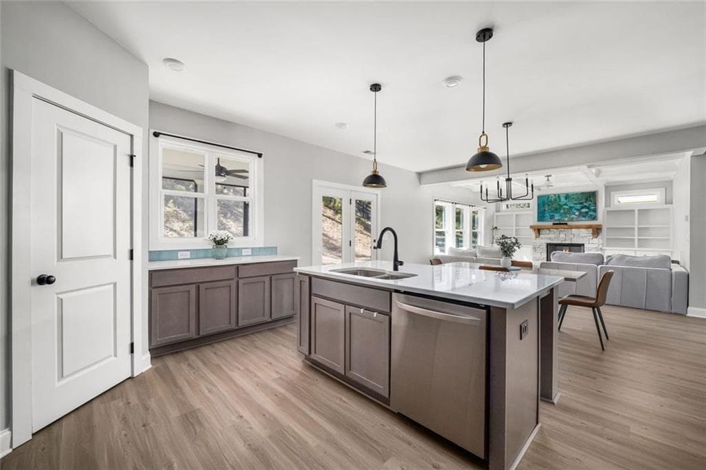 6 bedroom, 5 bathroom, 3,638 sq ft single family residence for sale at 233 Mountain Ashe Lane, Dallas, GA 30132 — photo 8