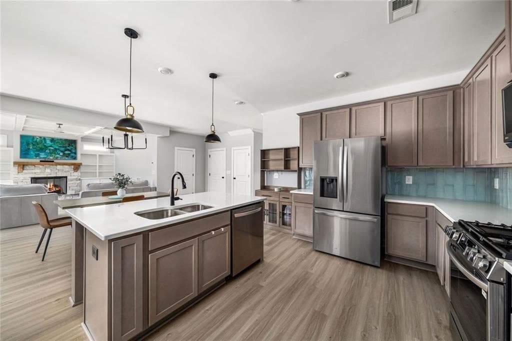 6 bedroom, 5 bathroom, 3,638 sq ft single family residence for sale at 233 Mountain Ashe Lane, Dallas, GA 30132 — photo 9