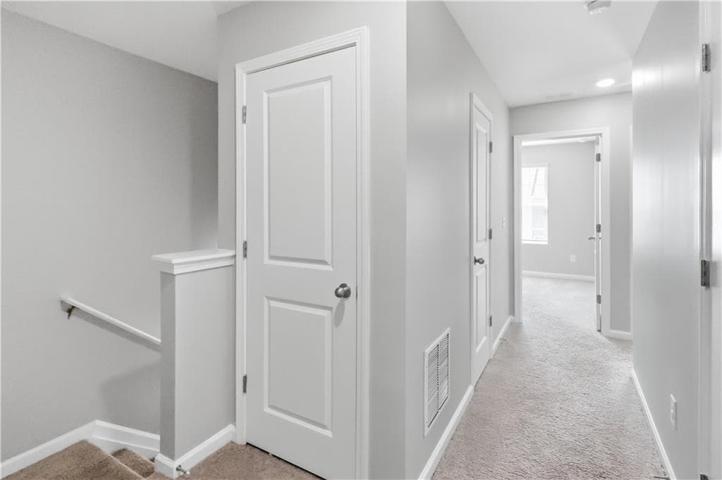 3 bedroom, 3 bathroom, 1,421 sq ft townhouse for sale at 2554 Coventry Street, Atlanta, GA 30331 — photo 8