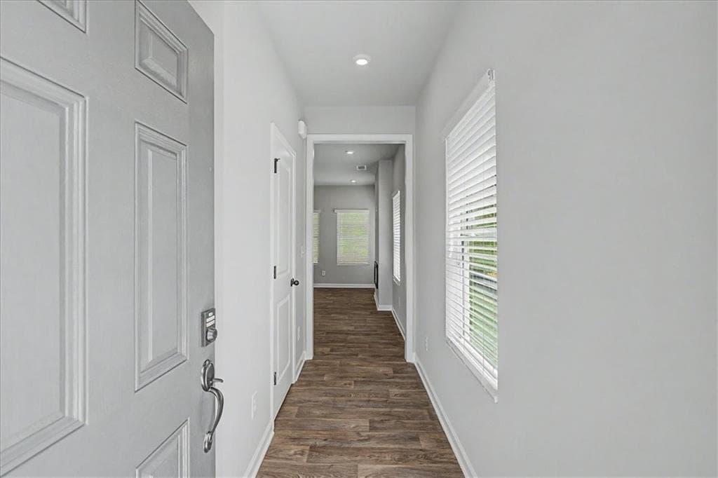 4 bedroom, 3 bathroom, 1,912 sq ft single family residence for sale at 5915 Titan Lane, Mableton, GA 30126 — photo 6
