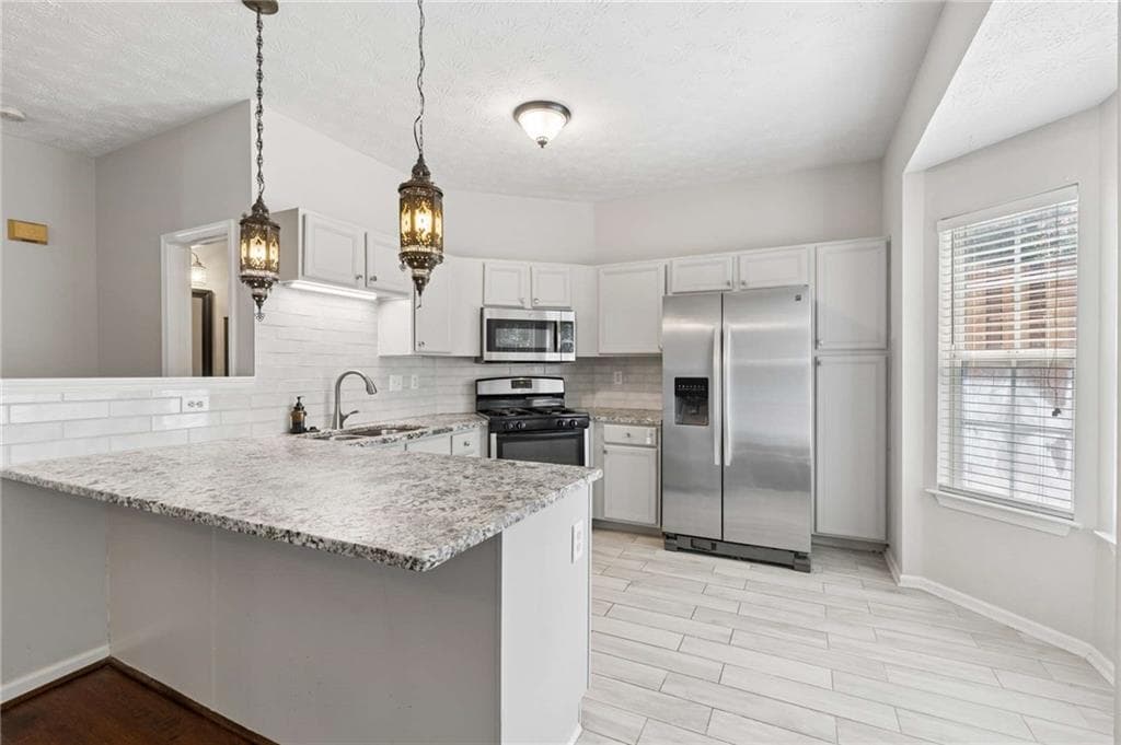 3 bedroom, 3 bathroom, 1,420 sq ft townhouse for sale at 2076 Pinnacle Pointe Drive, Norcross, GA 30071 — photo 3