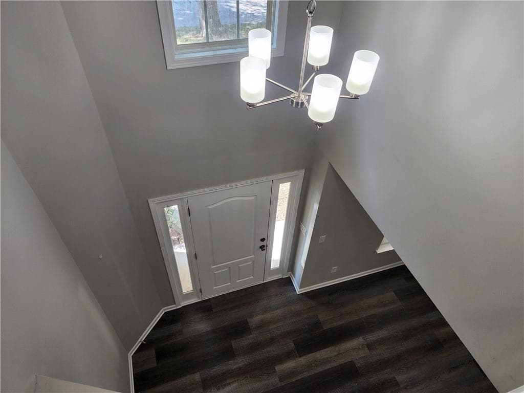 4 bedroom, 3 bathroom, 2,669 sq ft single family residence for sale at 2382 Temple View Drive, Snellville, GA 30078 — photo 2