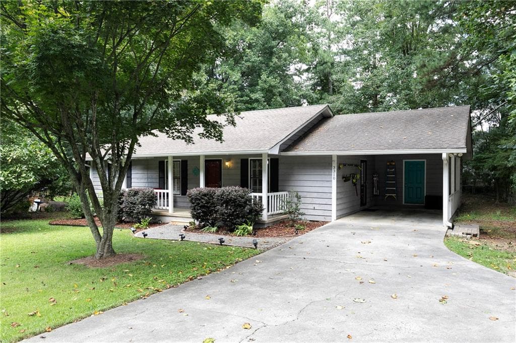3 bedroom, 2 bathroom, 1,125 sq ft single family residence for sale at 3310 Hickory Grove Road, Acworth, GA 30101 — photo 3