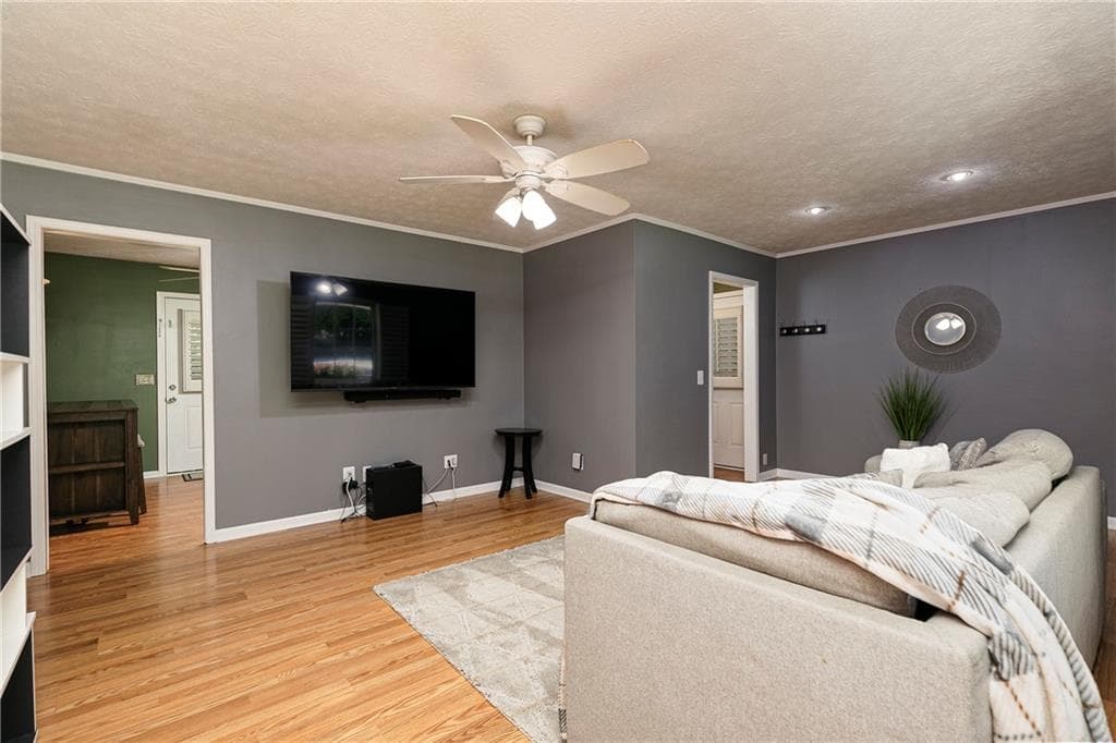 3 bedroom, 2 bathroom, 1,125 sq ft single family residence for sale at 3310 Hickory Grove Road, Acworth, GA 30101 — photo 5