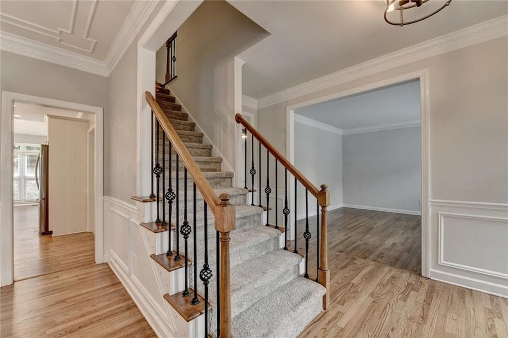 5 bedroom, 3 bathroom, 3,788 sq ft single family residence for rent at 10665 Wren Ridge Road, Johns Creek, GA 30022 for $3,500 a month — photo 6