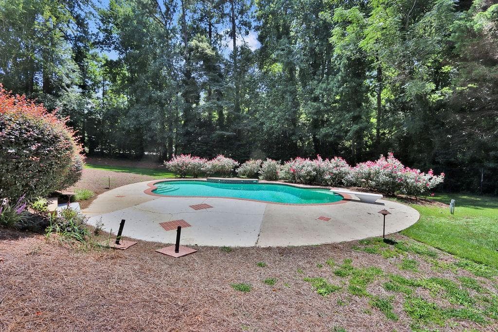 4 bedroom, 6 bathroom, 6,741 sq ft single family residence for sale at 3581 Kilpatrick Lane, Snellville, GA 30039 — photo 2