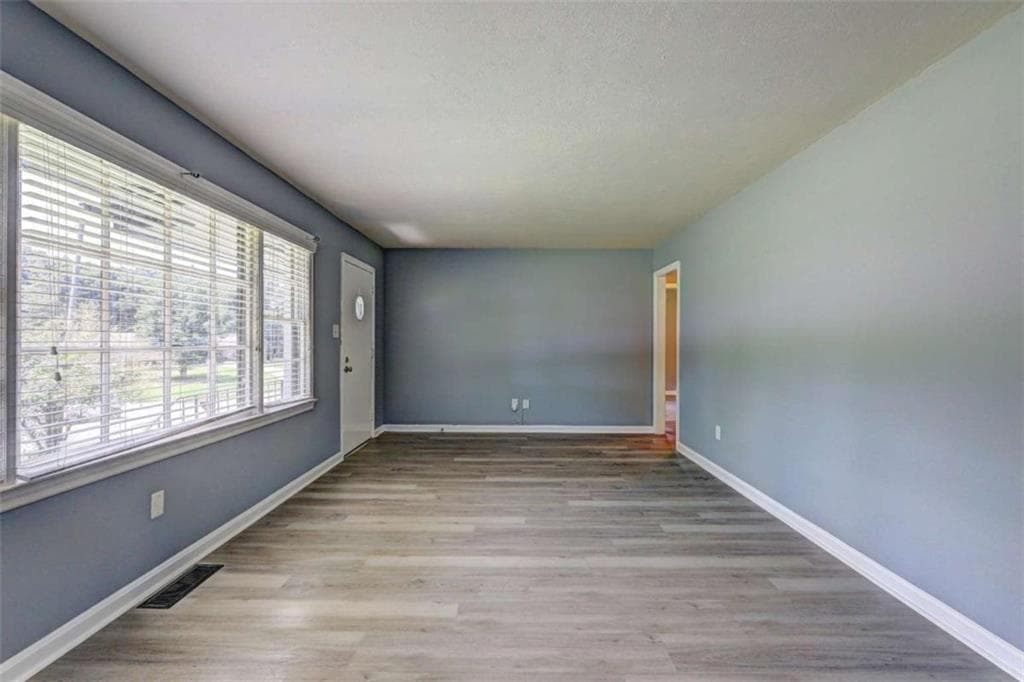 3 bedroom, 2 bathroom, 1,466 sq ft single family residence for sale at 970 Oglethorpe Avenue, Athens, GA 30606 — photo 9