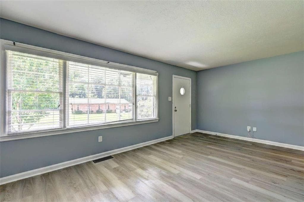 3 bedroom, 2 bathroom, 1,466 sq ft single family residence for sale at 970 Oglethorpe Avenue, Athens, GA 30606 — photo 10
