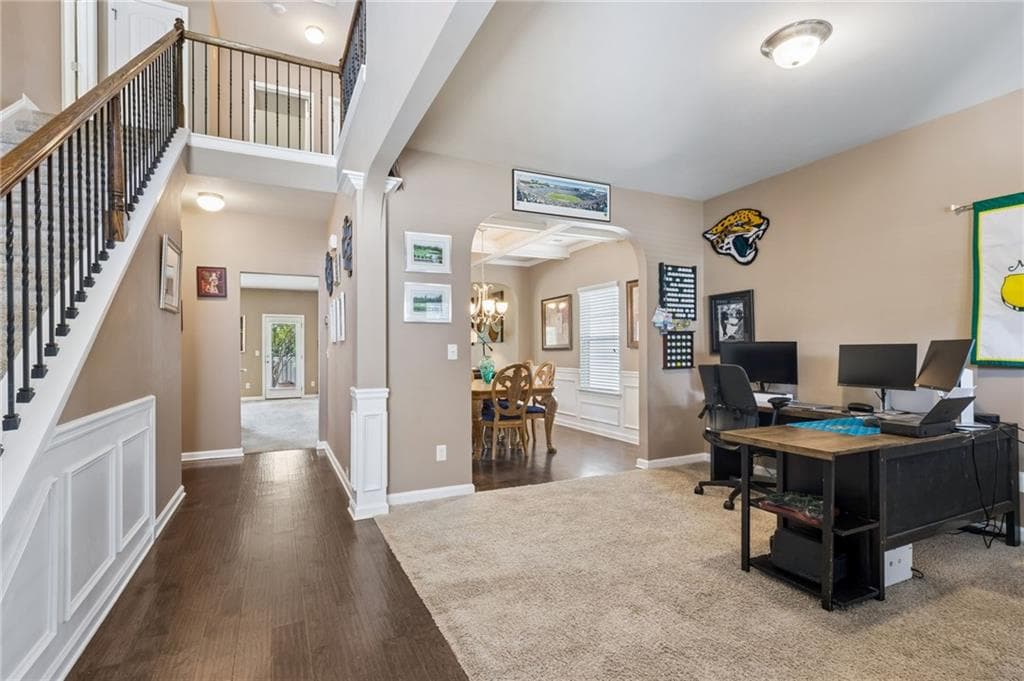 5 bedroom, 3 bathroom, 3,105 sq ft single family residence for sale at 5943 Lexington Way, Braselton, GA 30517 — photo 6
