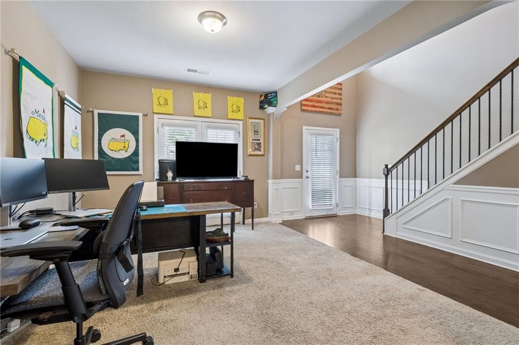 5 bedroom, 3 bathroom, 3,105 sq ft single family residence for sale at 5943 Lexington Way, Braselton, GA 30517 — photo 8