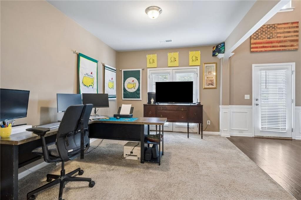 5 bedroom, 3 bathroom, 3,105 sq ft single family residence for sale at 5943 Lexington Way, Braselton, GA 30517 — photo 9