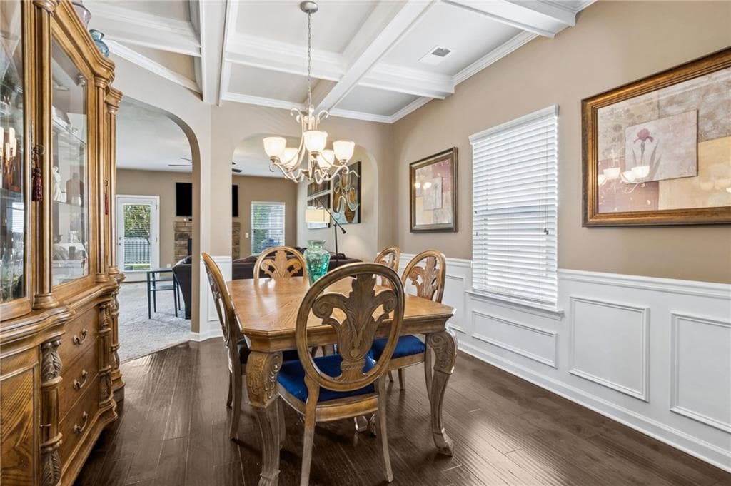 5 bedroom, 3 bathroom, 3,105 sq ft single family residence for sale at 5943 Lexington Way, Braselton, GA 30517 — photo 10