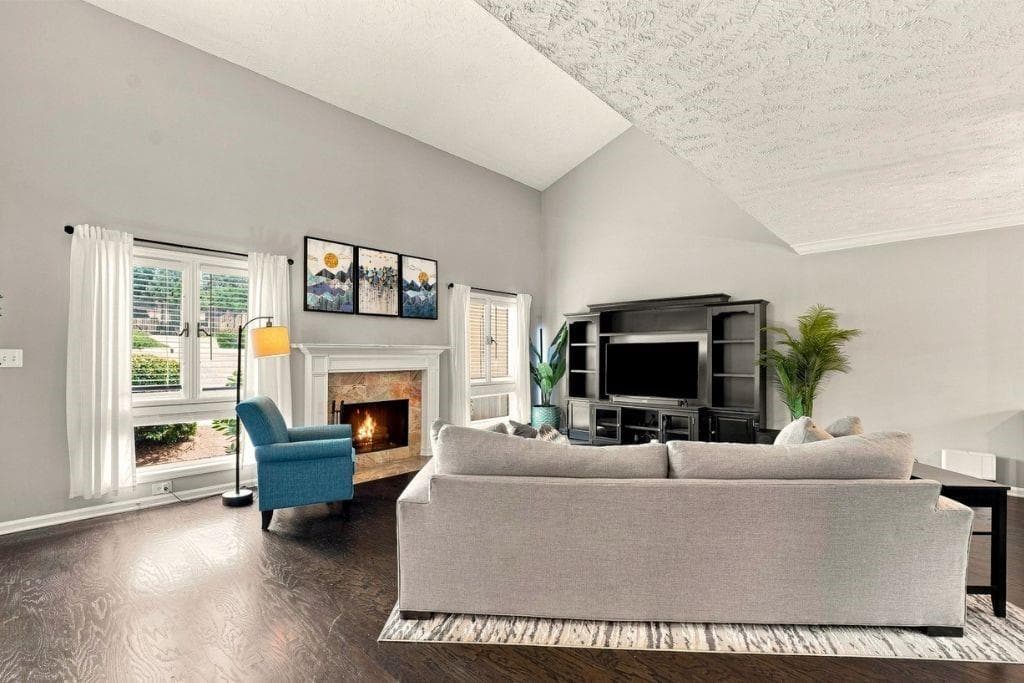 2 bedroom, 3 bathroom, 1,598 sq ft townhouse for sale at 3249 Clairmont North, Brookhaven, GA 30329 — photo 7