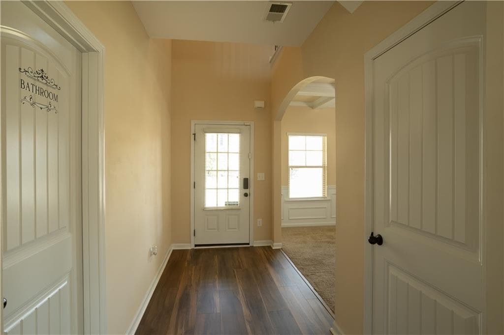 3 bedroom, 3 bathroom, 2,465 sq ft single family residence for sale at 4153 Potomac Walk Court, Loganville, GA 30052 — photo 5