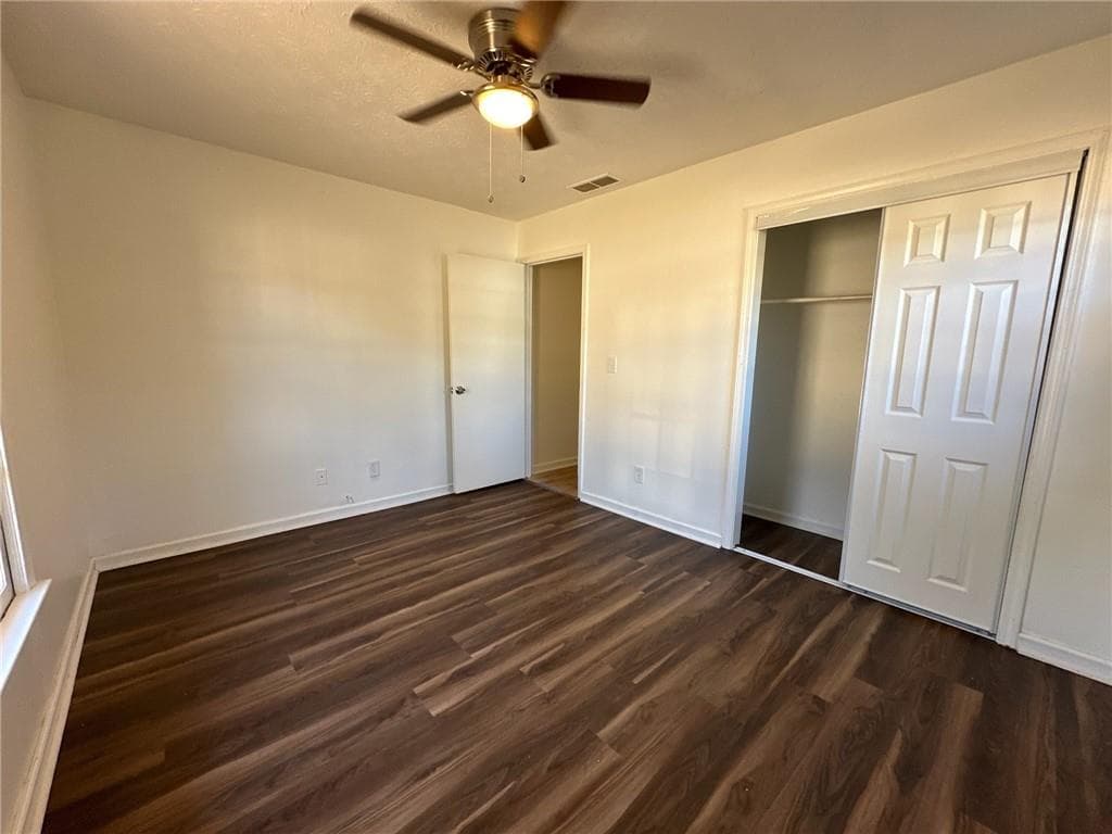 2 bedroom, 2 bathroom, 1,080 sq ft duplex for rent at 5172 Ridge Forest Drive 5172, Stone Mountain, GA 30083 for $1,395 a month — photo 6