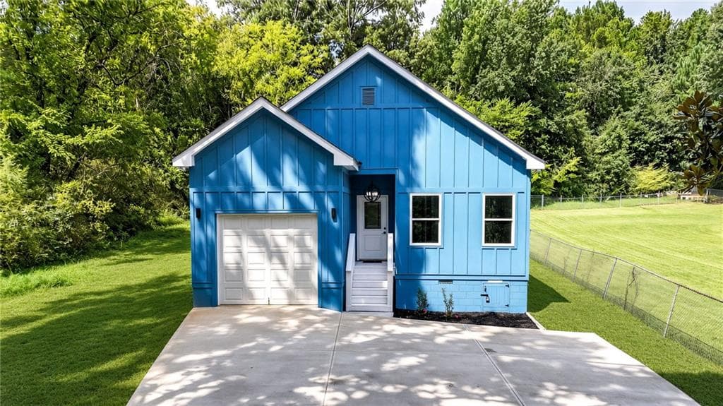 3 bedroom, 2 bathroom, 1,625 sq ft single family residence under contract at 85 Shake Rag Road, Adairsville, GA 30103